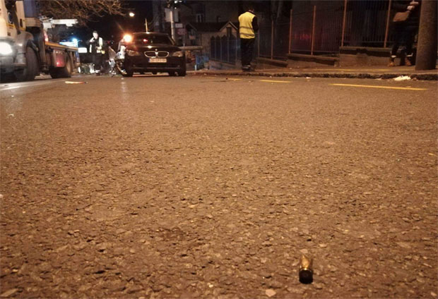 ВАТРЕНИ ОКРШАЈ НА БАНОВОМ БРДУ: Пуцњава после удеса два аутомобила